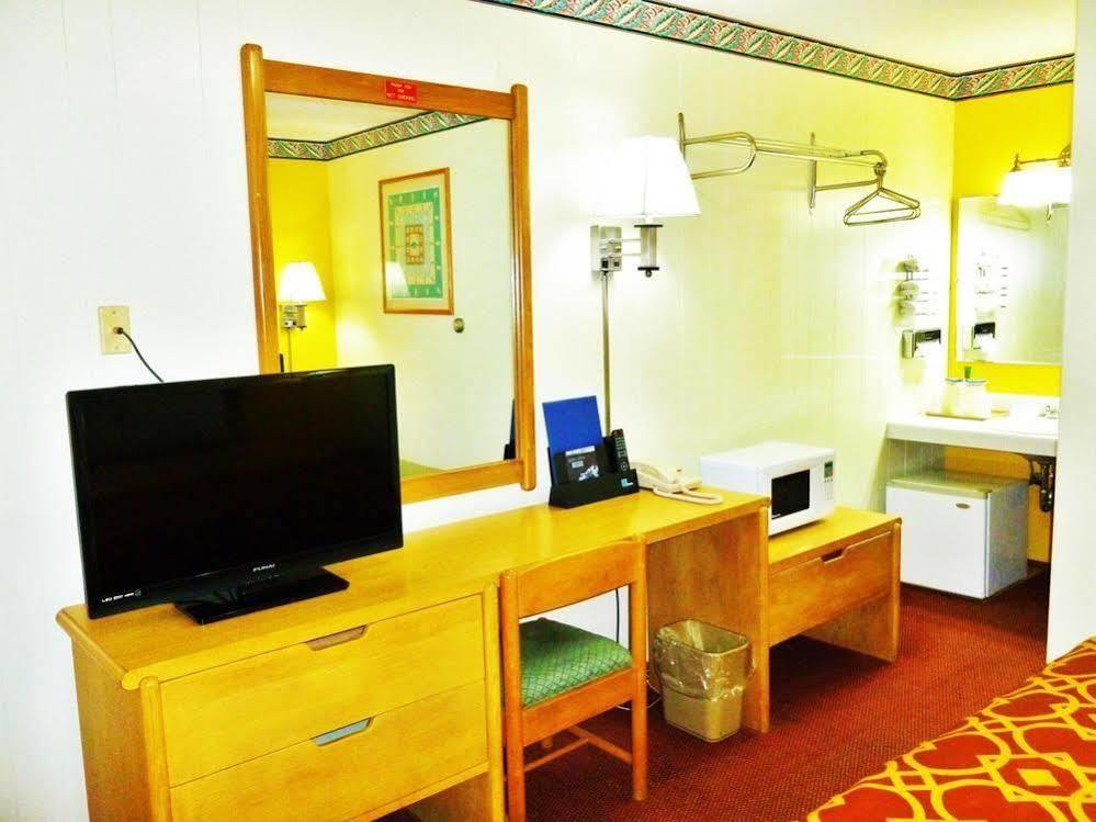 Royal Rest Motel Chariton エクステリア 写真
