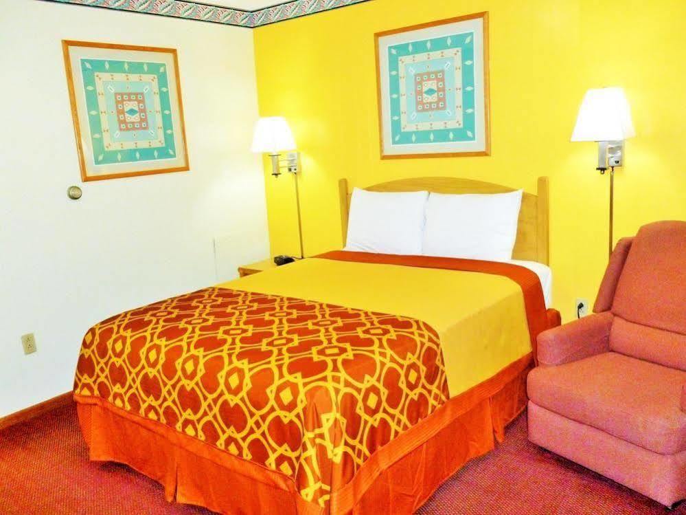 Royal Rest Motel Chariton エクステリア 写真